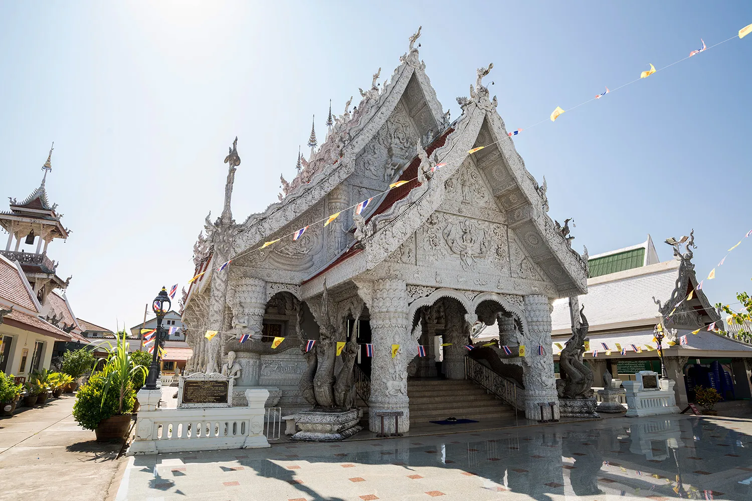 Wat Ming Muang Temple