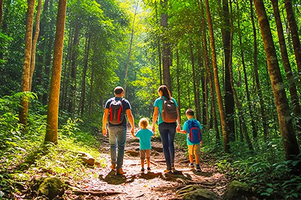 Family Trekking